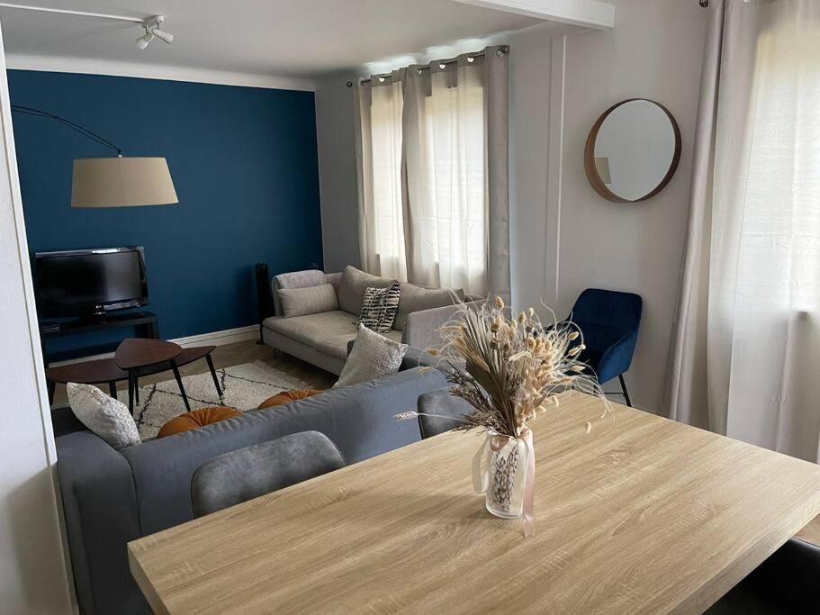 Le Nid Familial - Tours Centre Gare Apartment Exterior photo